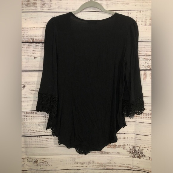 VENUS Black Bell Sleeve Blouse with Asymmetrical Hem - Picture 9 of 14